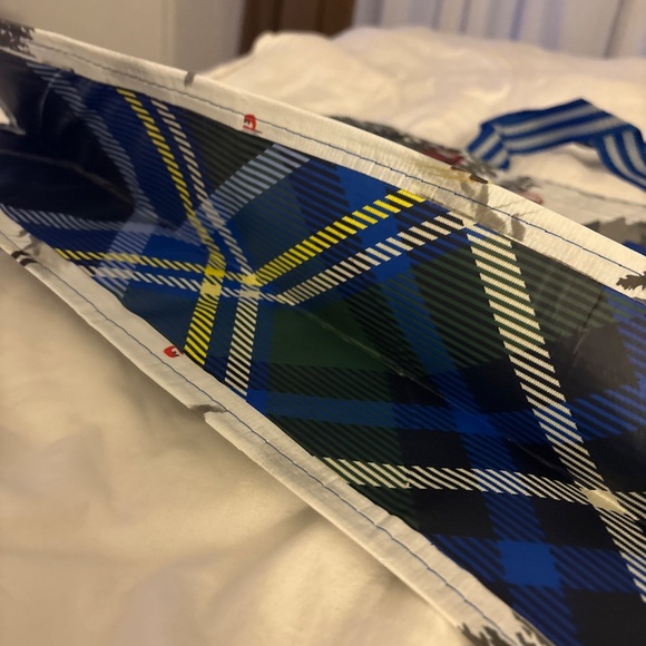 NEW AMERICAN EAGLE Reusable Holiday Tote Bag - Picture 6 of 6